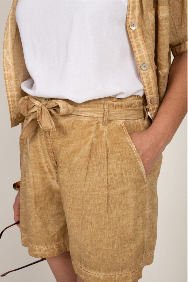 PANTALÓN CORTO AURORA COLOR BEIGE 1